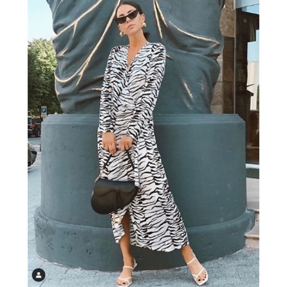RIXO London Betty Mono Tiger Long Sleeve Wrap Dress Zebra Animal Print Women XS - Picture 4 of 14